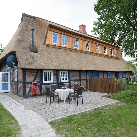 Reetdachkate Kiekut - #18860 * Altenhof